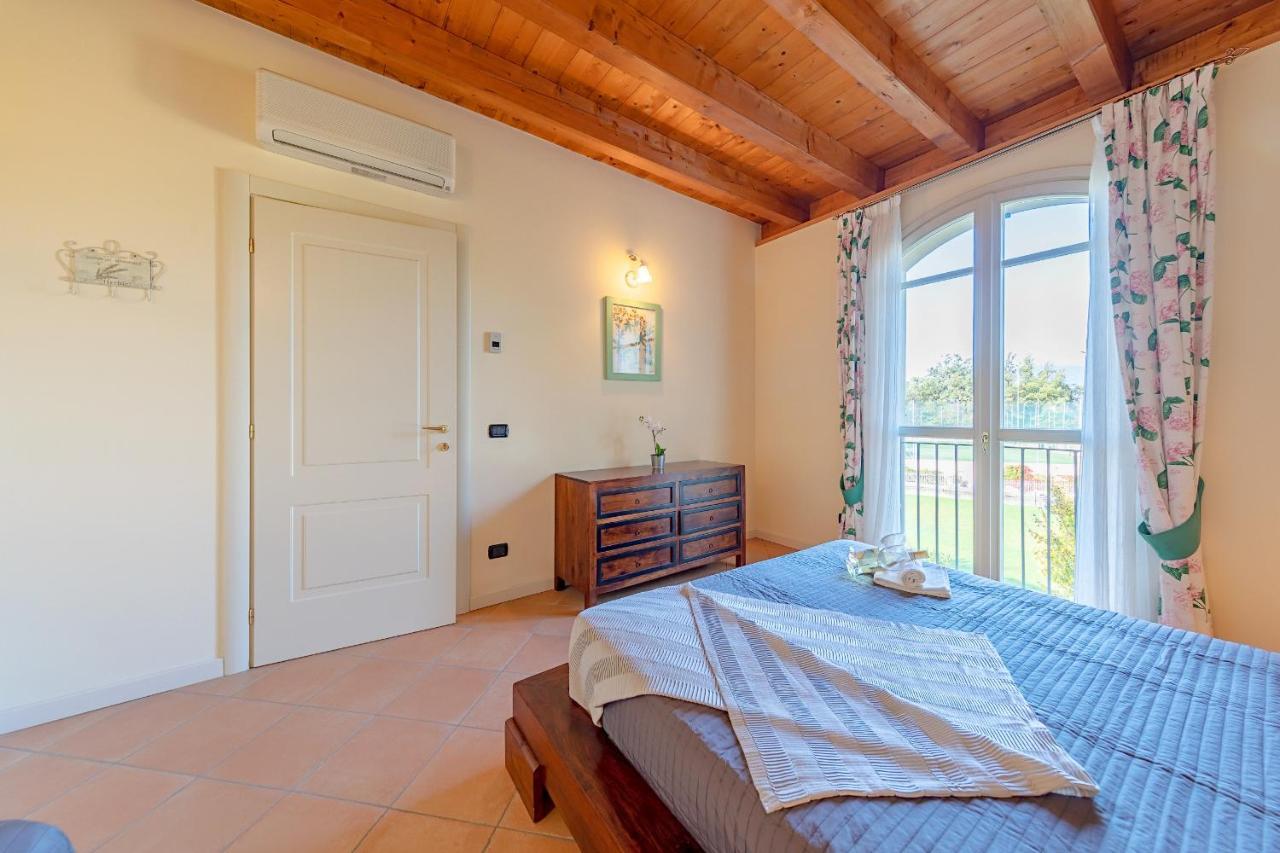 Borgo Del Torchio Apartments By Wonderful Italy Manerba del Garda Ngoại thất bức ảnh