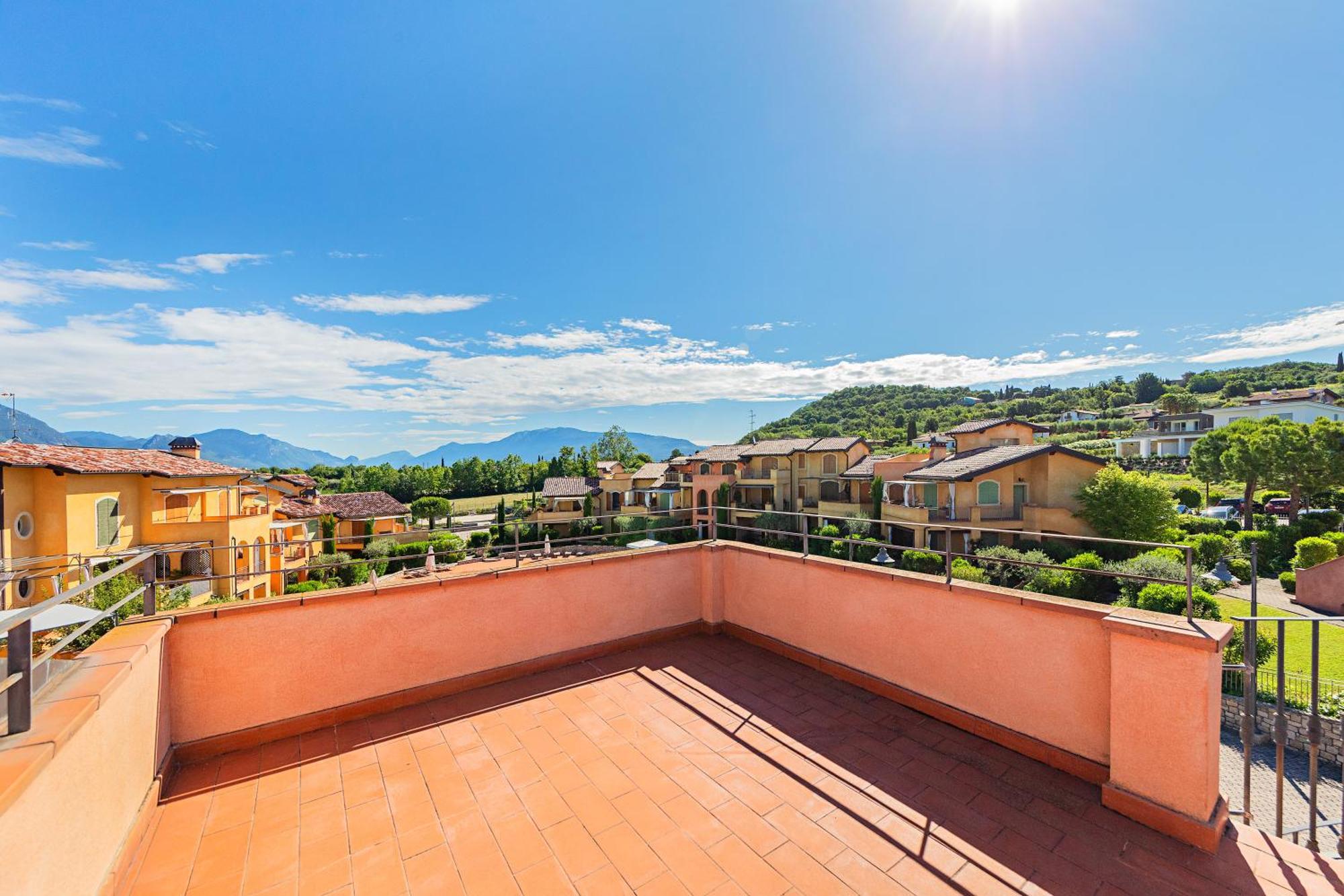 Borgo Del Torchio Apartments By Wonderful Italy Manerba del Garda Ngoại thất bức ảnh
